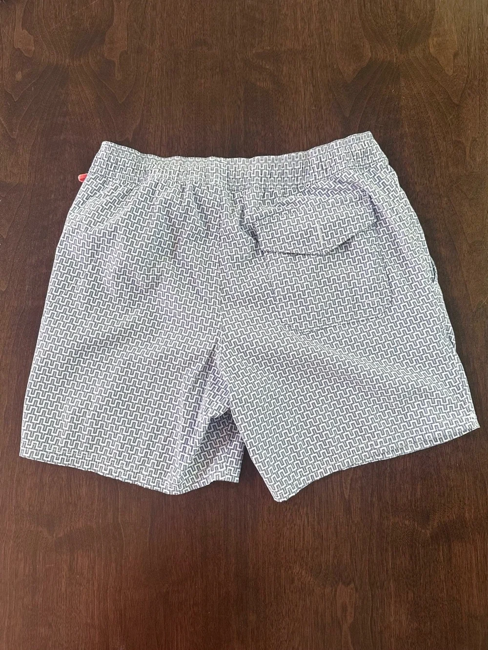 J. Crew Men’s Flex Swimwear White &Blue GeometricTrunks with Coral Drawcord S